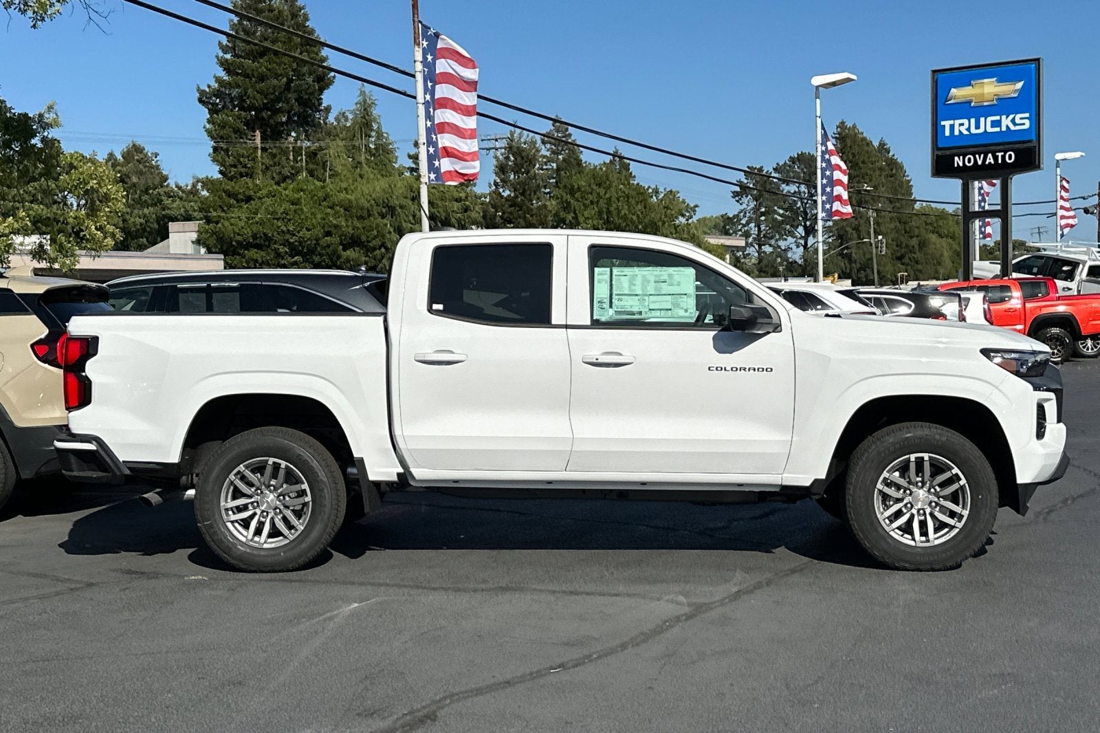 2025 Chevrolet Colorado WT/LT