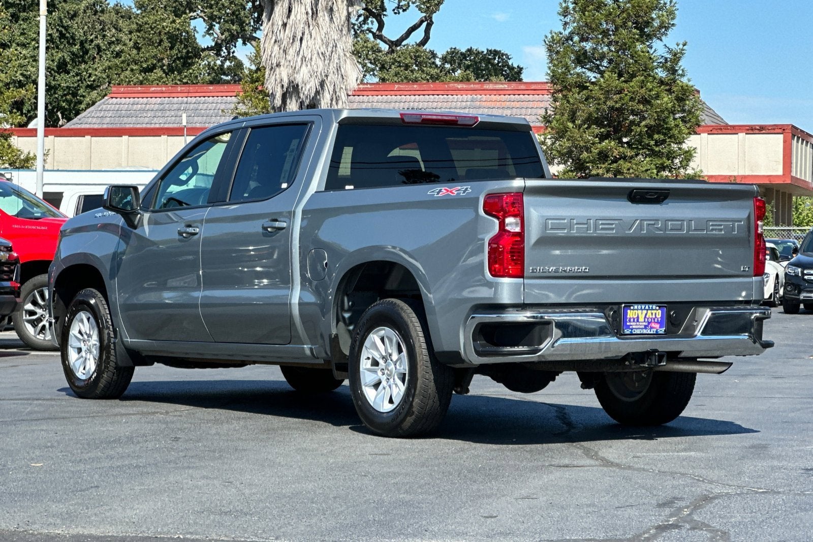 2025 Chevrolet Silverado 1500 LT