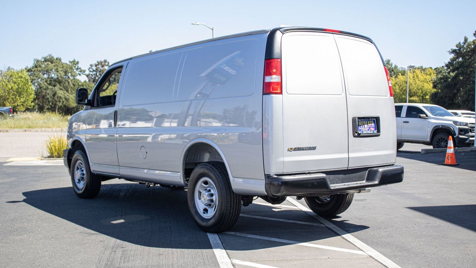 2026 Chevrolet Express Cargo WT