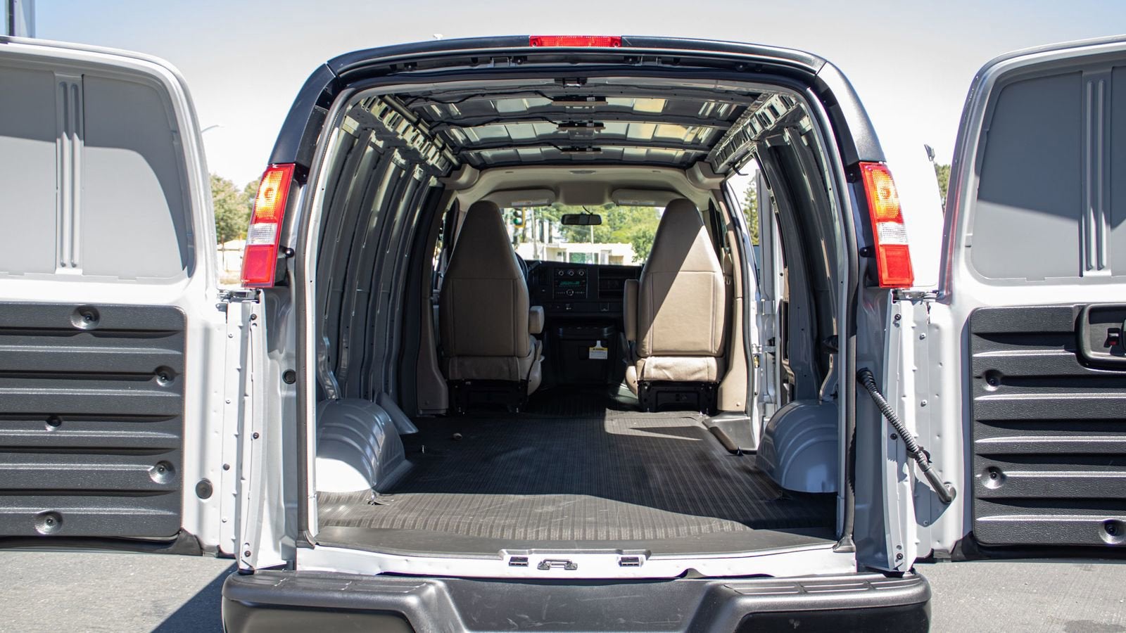 2026 Chevrolet Express Cargo WT