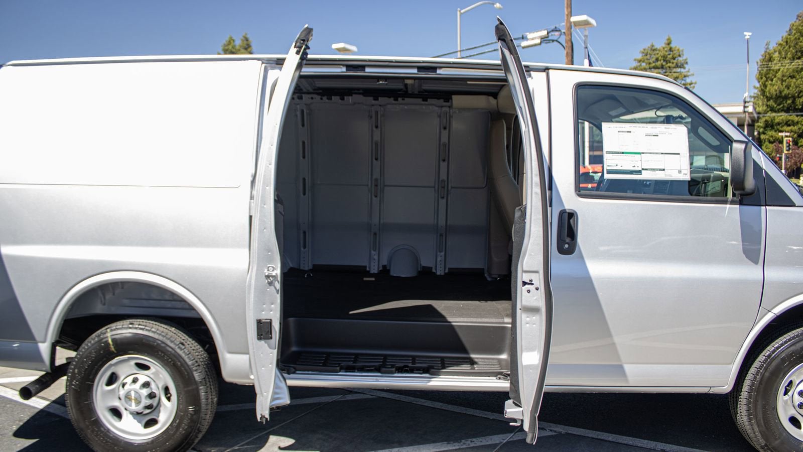 2026 Chevrolet Express Cargo WT