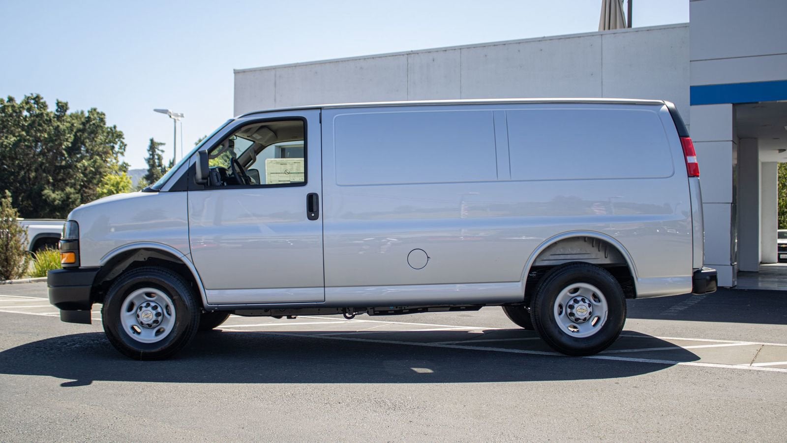 2026 Chevrolet Express Cargo WT