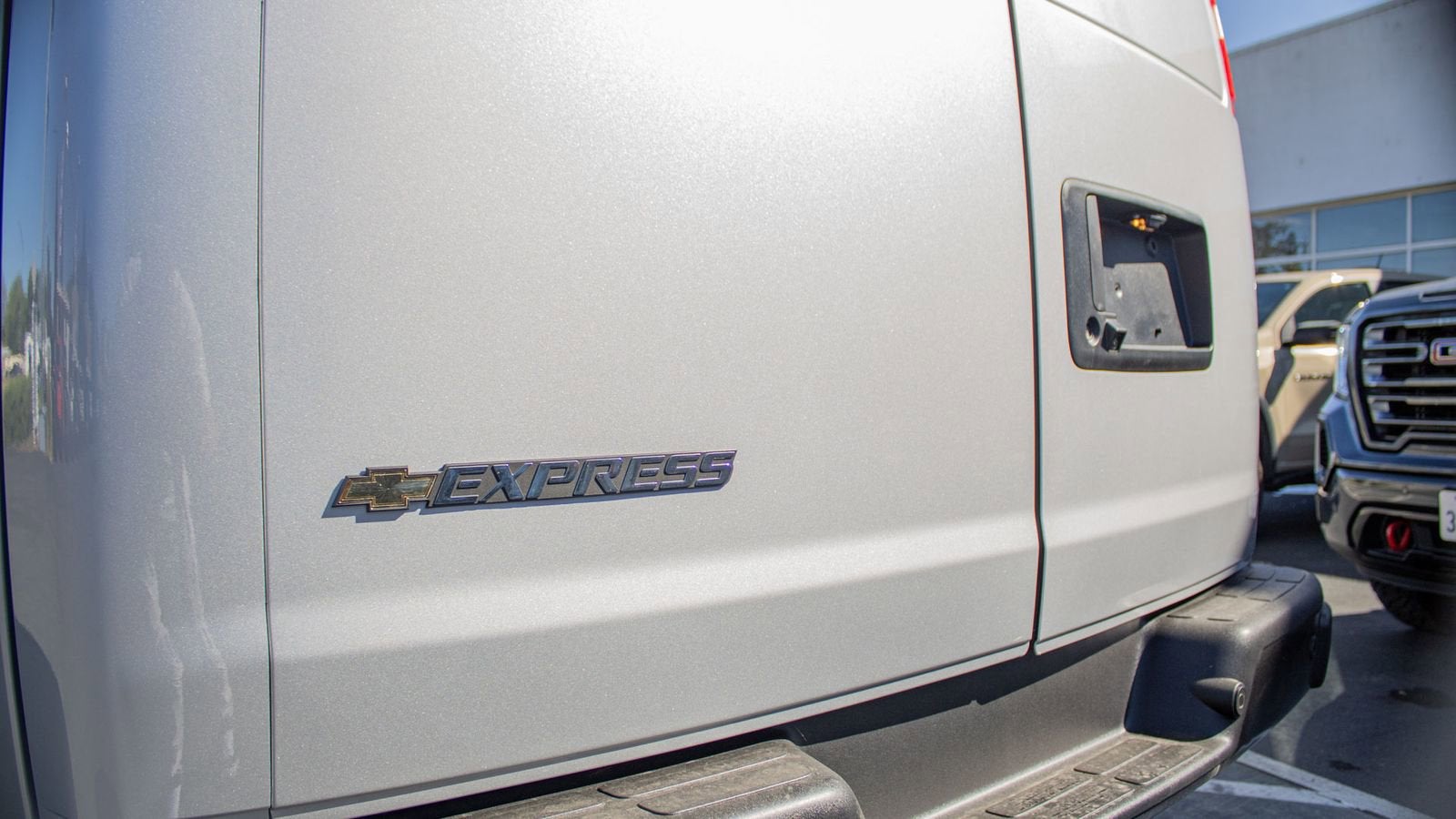 2026 Chevrolet Express Cargo WT