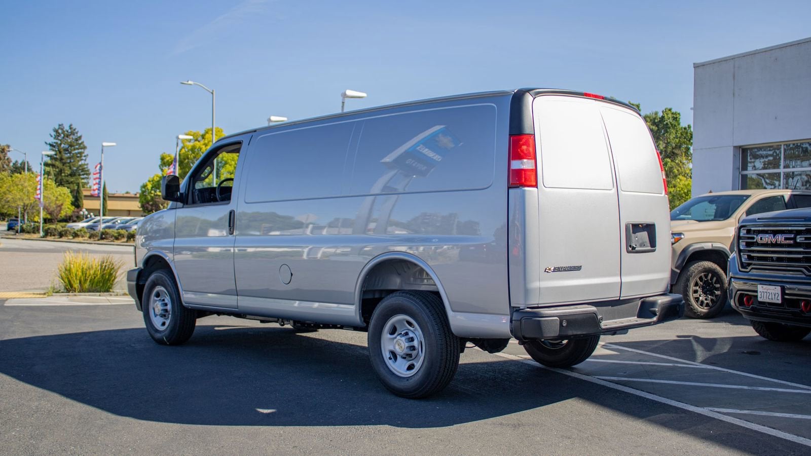 2026 Chevrolet Express Cargo WT