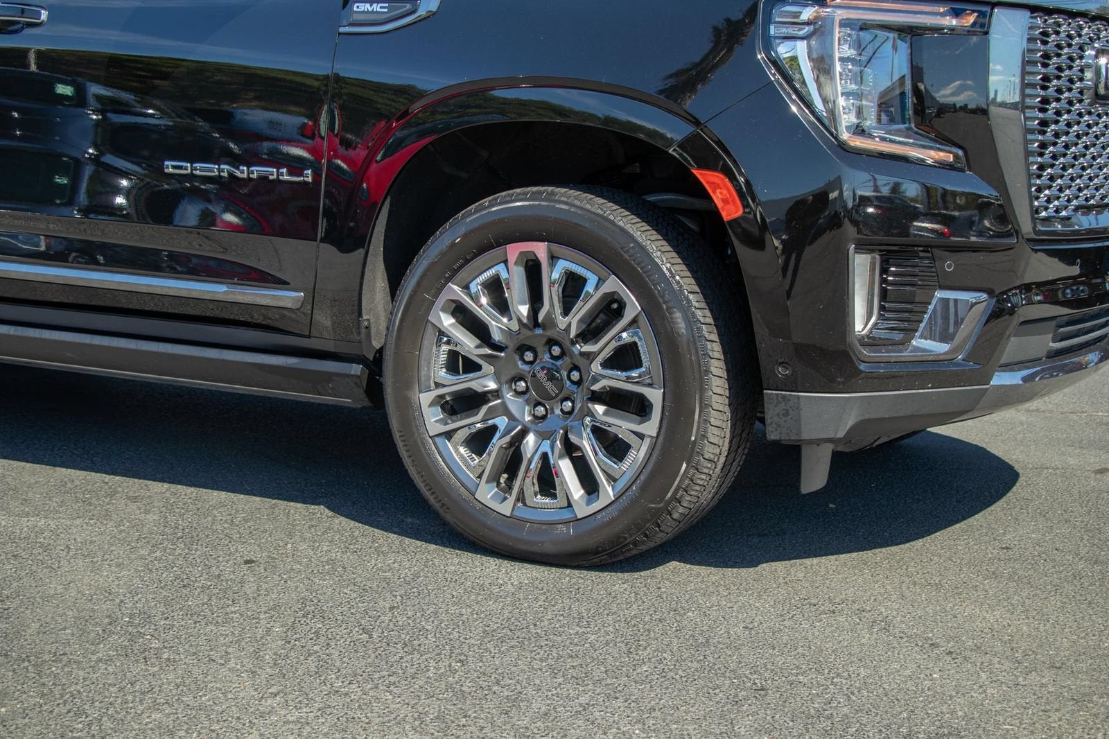 2024 GMC Yukon XL Denali Ultimate