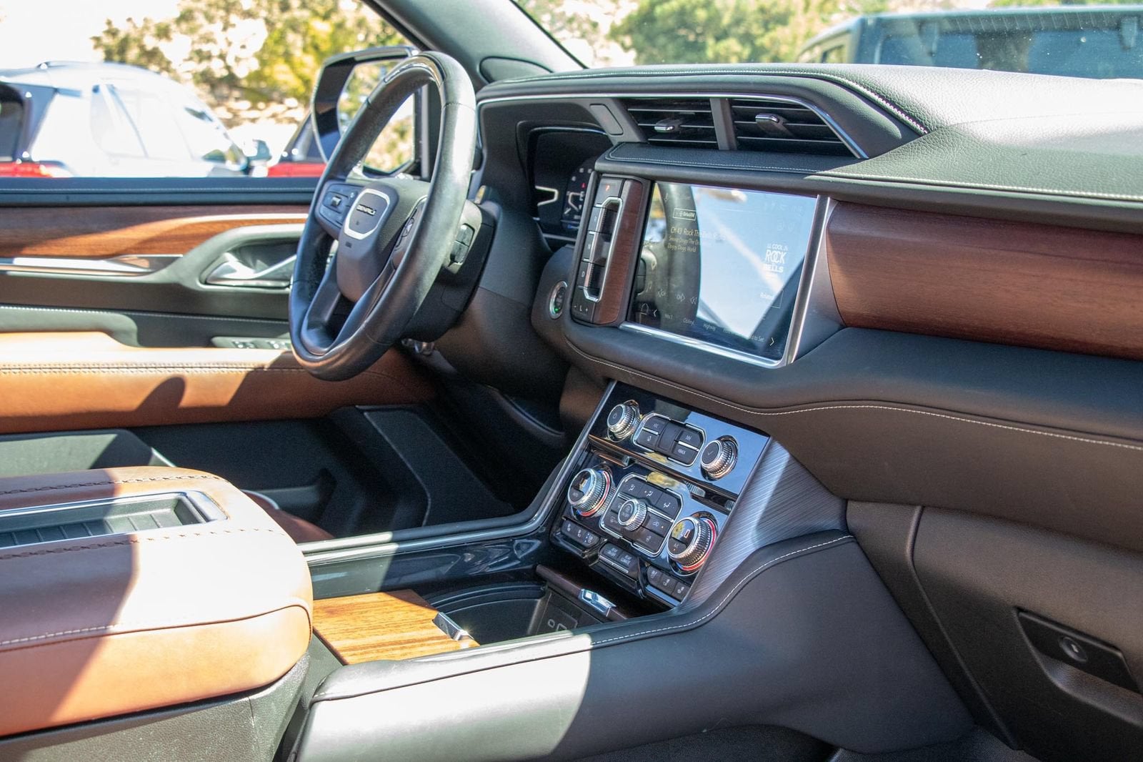 2024 GMC Yukon XL Denali Ultimate