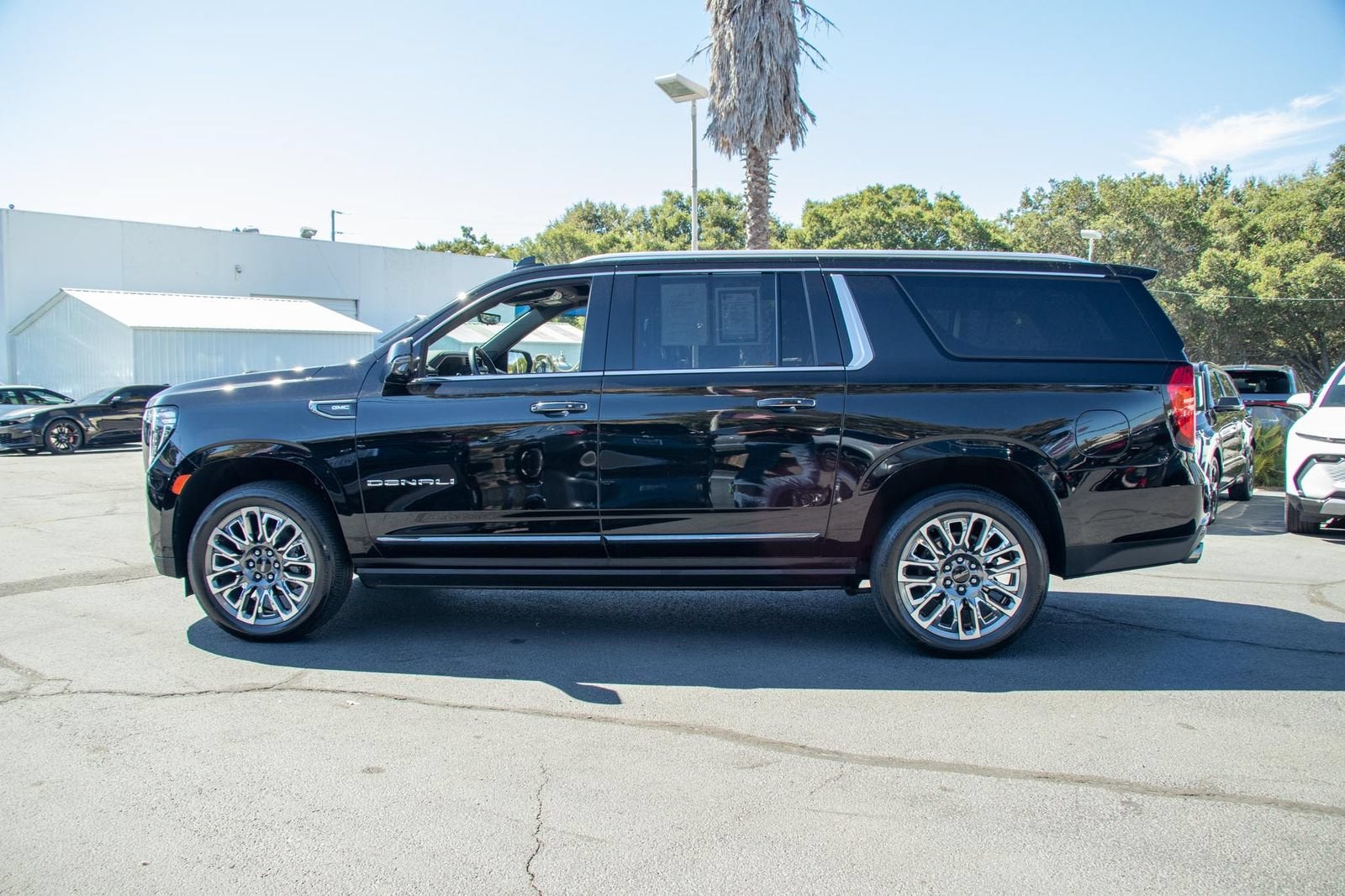 2024 GMC Yukon XL Denali Ultimate