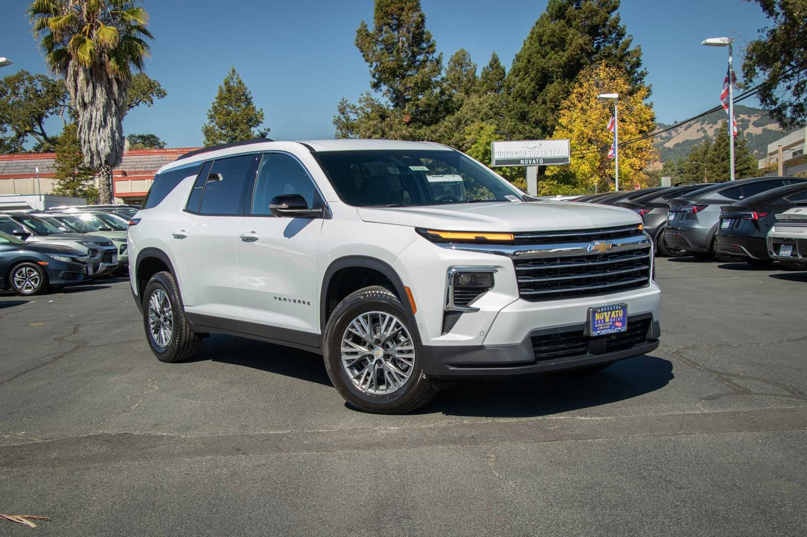 2027 Chevrolet Traverse LT