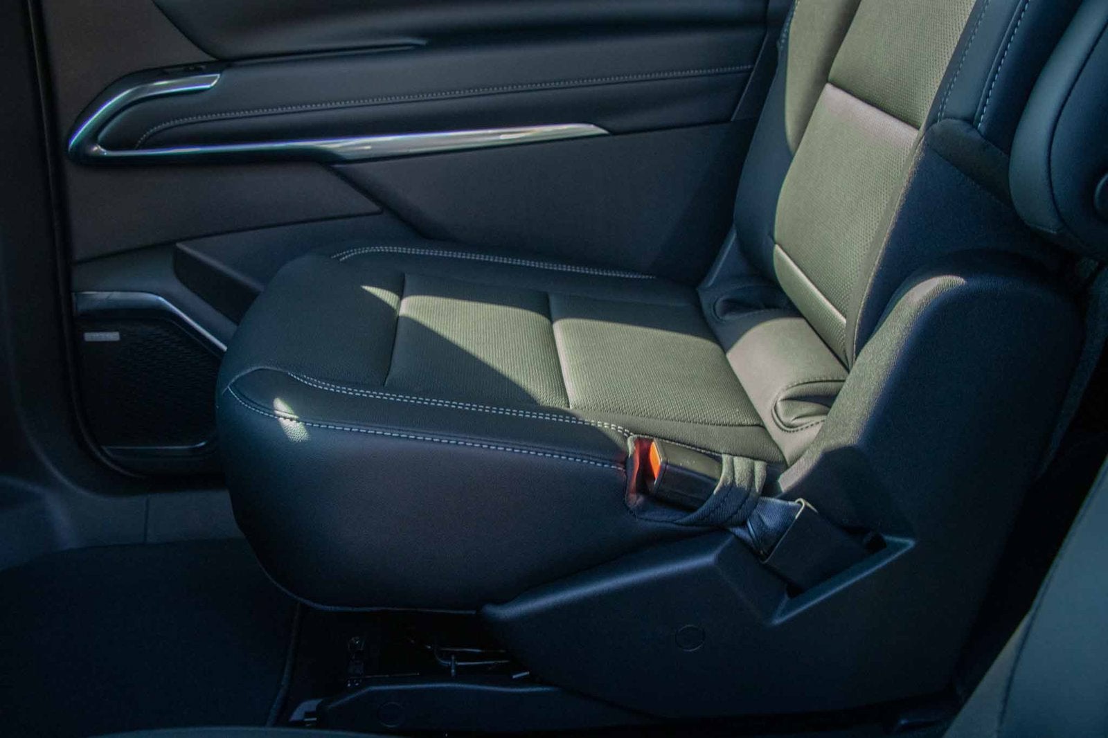 2027 Chevrolet Traverse LT - Photo 24
