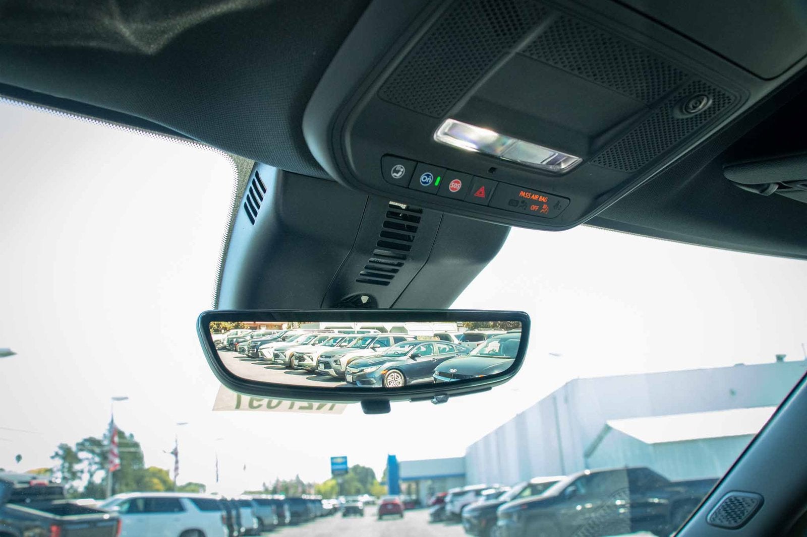 2027 Chevrolet Traverse LT - Photo 36