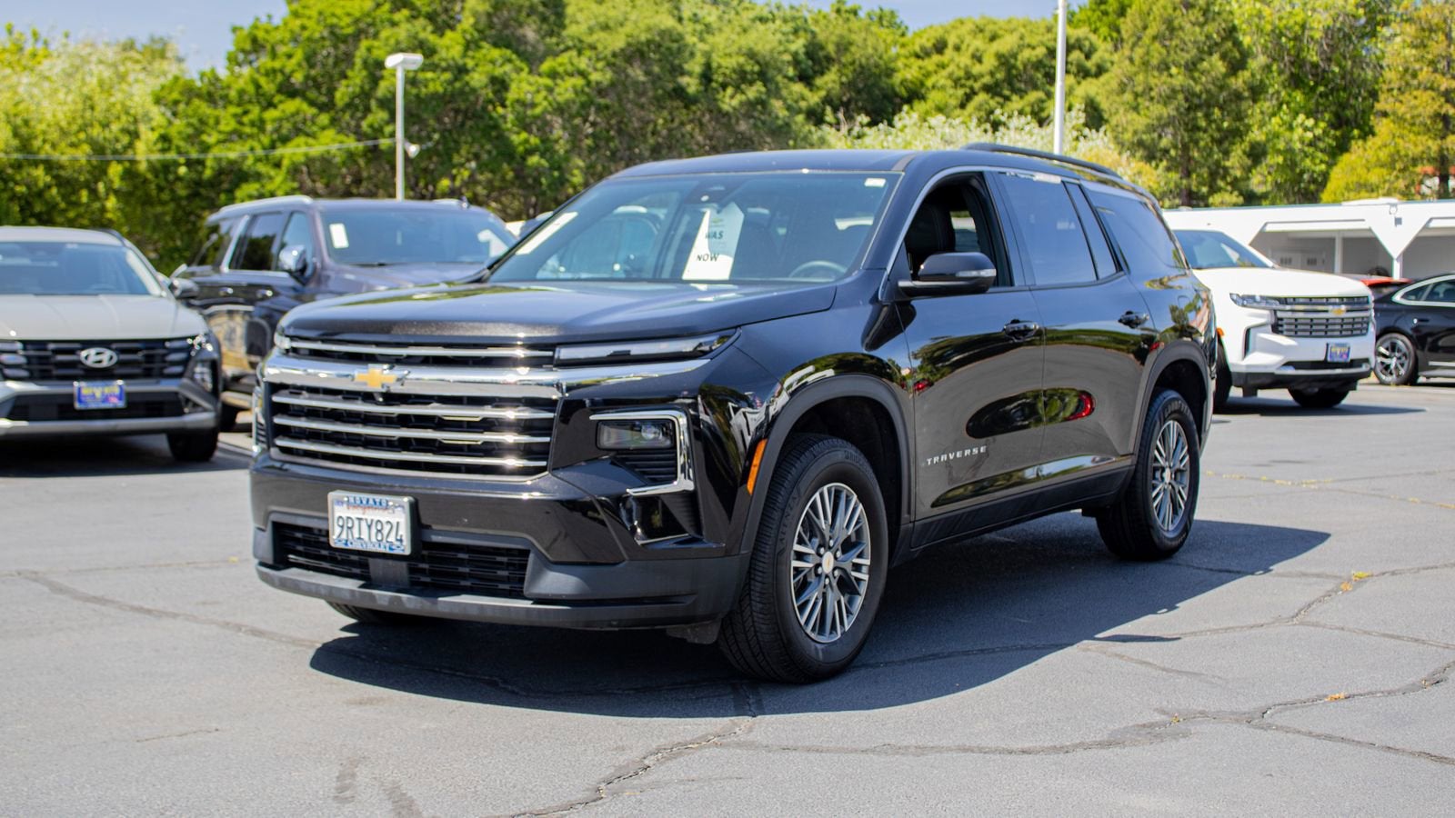 2025 Chevrolet Traverse LT