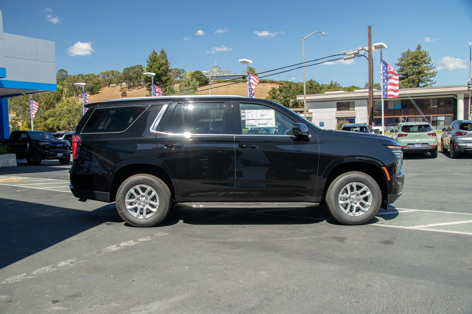 2026 Chevrolet Tahoe LS