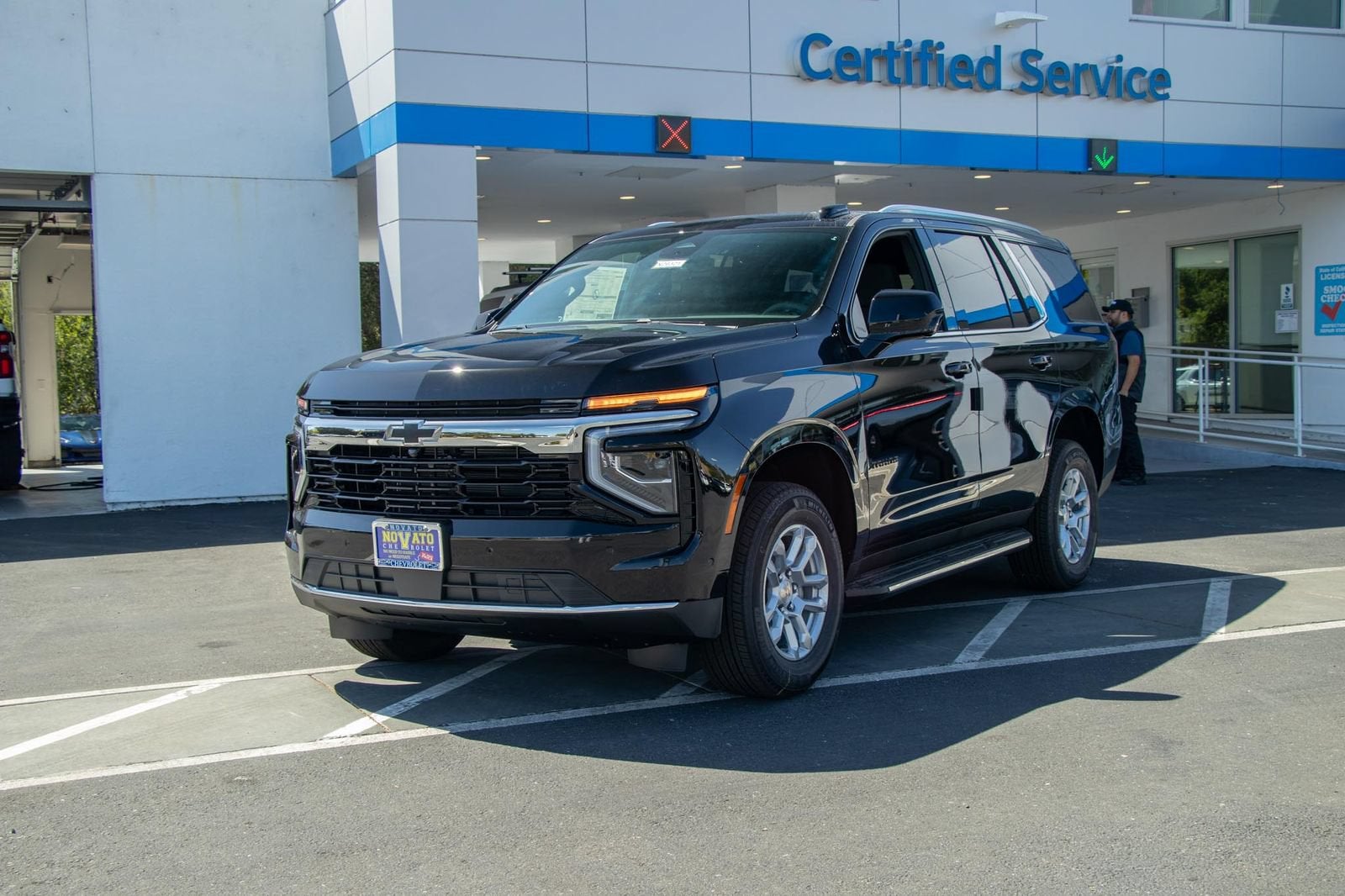 2026 Chevrolet Tahoe LS