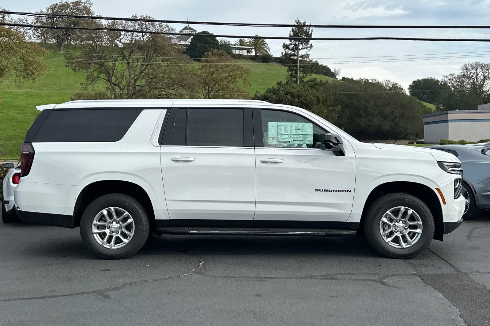 2026 Chevrolet Suburban LS