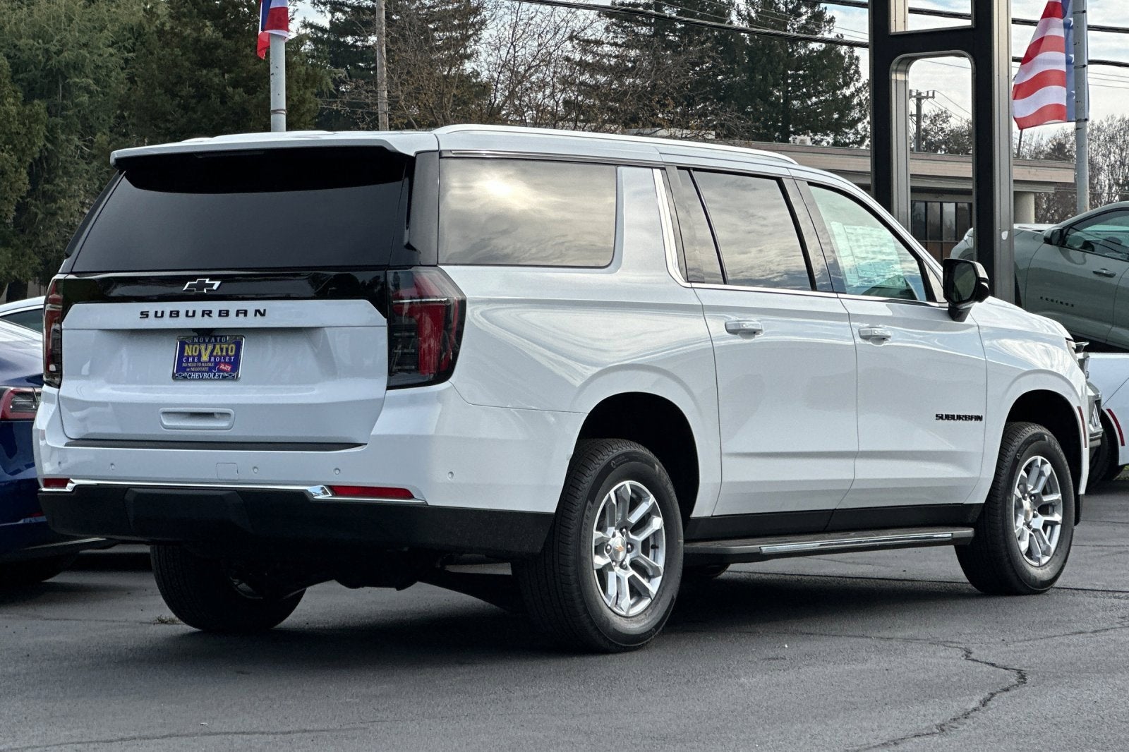 2026 Chevrolet Suburban LS
