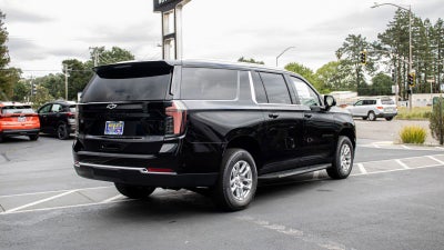 2026 Chevrolet Suburban LT
