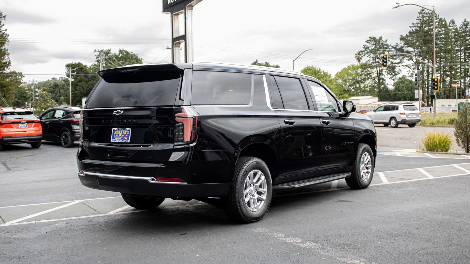 2026 Chevrolet Suburban LT