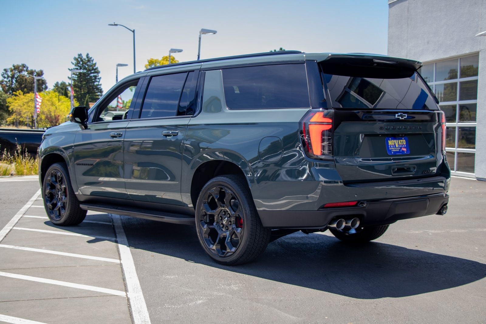2026 Chevrolet Suburban RST