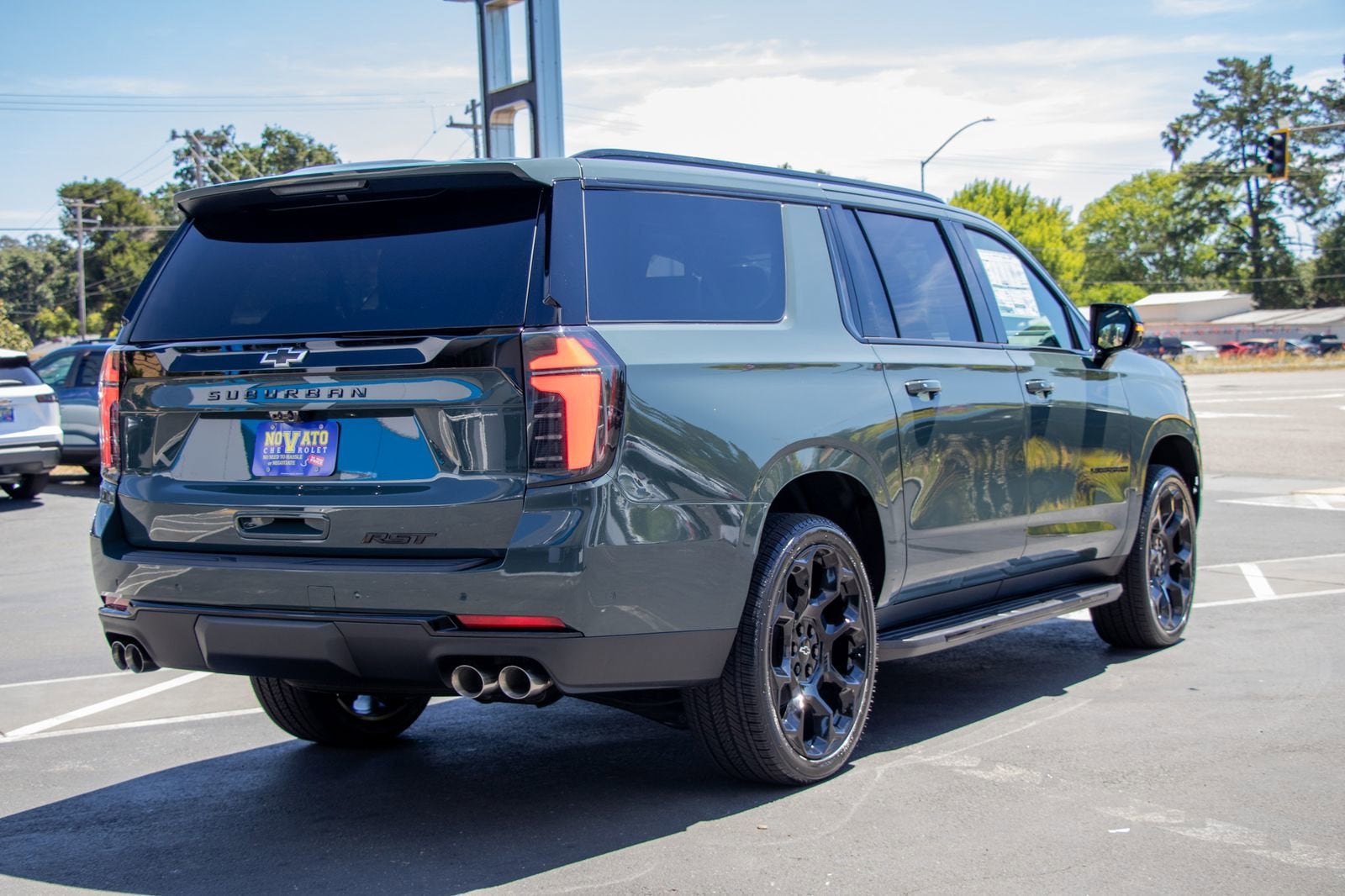2026 Chevrolet Suburban RST