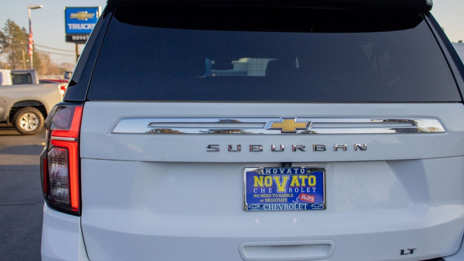 2023 Chevrolet Suburban LT