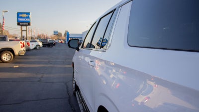 2023 Chevrolet Suburban LT