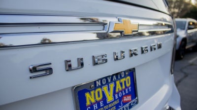 2023 Chevrolet Suburban LT