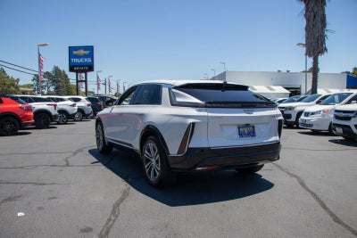 2024 Cadillac LYRIQ Luxury 1