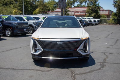 2024 Cadillac LYRIQ Luxury 1