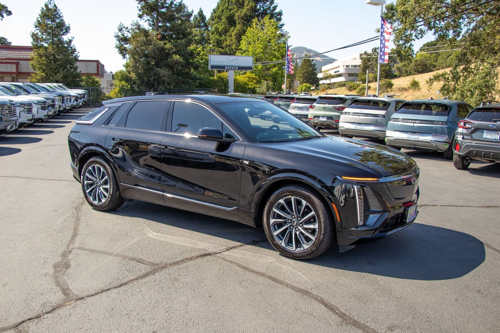 2024 Cadillac LYRIQ Sport 1
