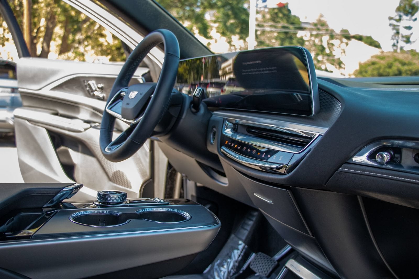 2024 Cadillac LYRIQ Sport 1