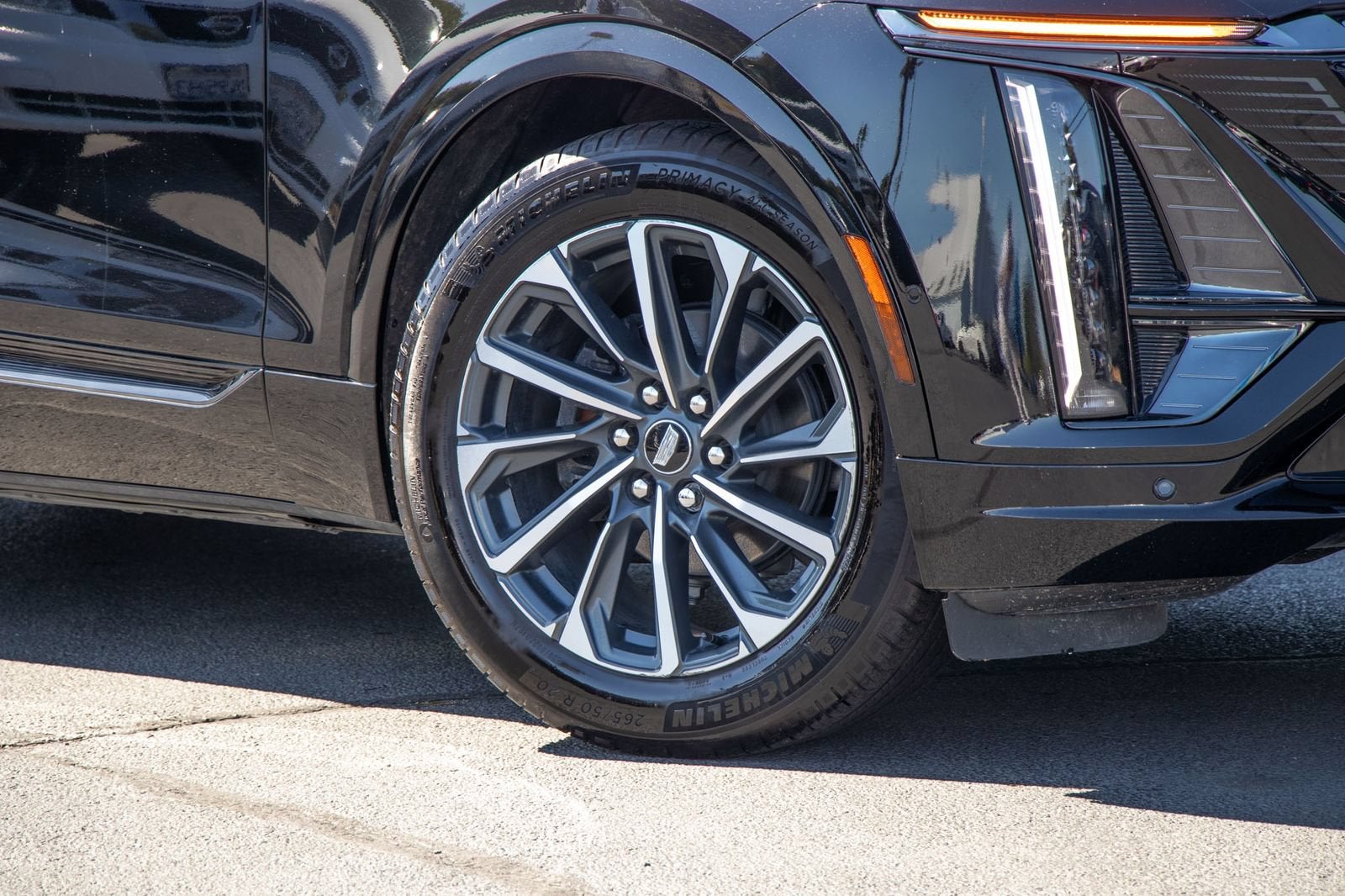 2024 Cadillac LYRIQ Sport 1
