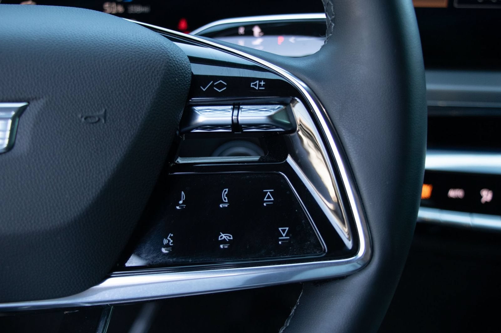 2024 Cadillac LYRIQ Sport 1