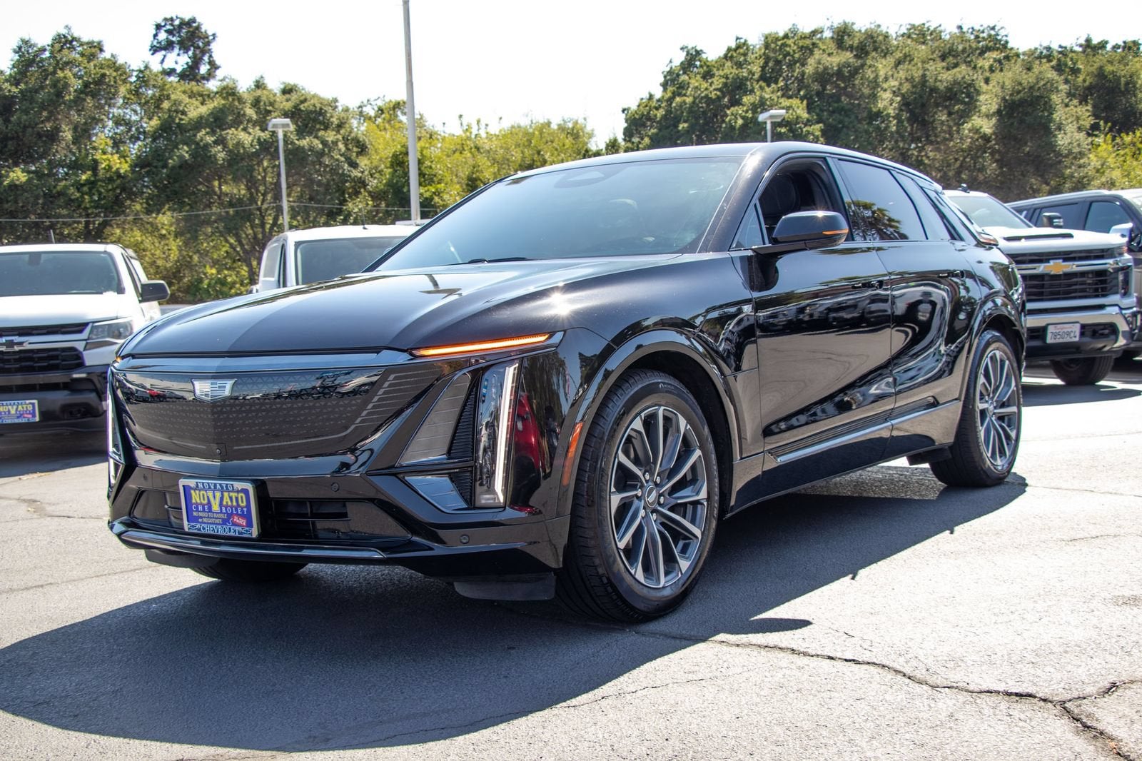 2024 Cadillac LYRIQ Sport 1