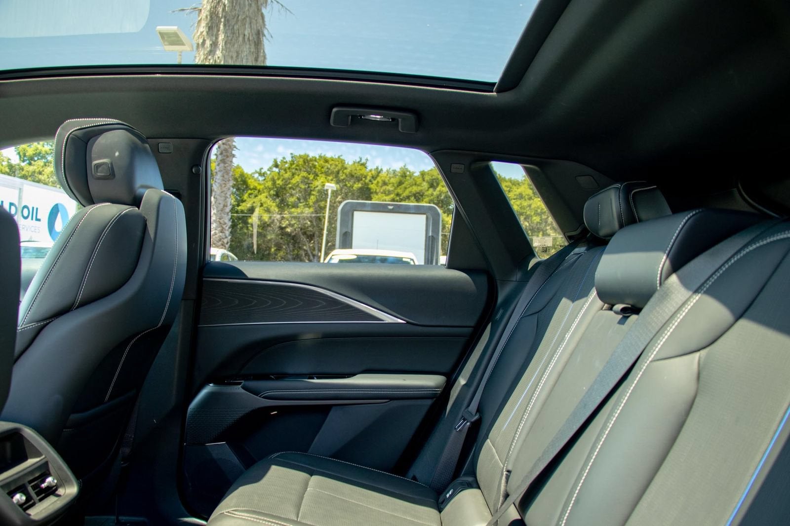 2024 Cadillac LYRIQ Sport 1