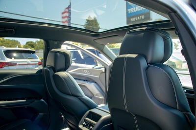 2024 Cadillac LYRIQ Sport 1