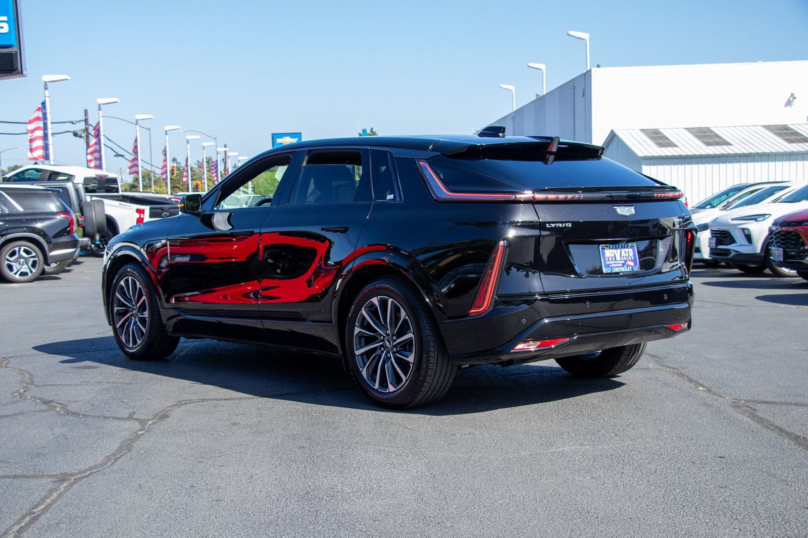 2024 Cadillac LYRIQ Sport 2