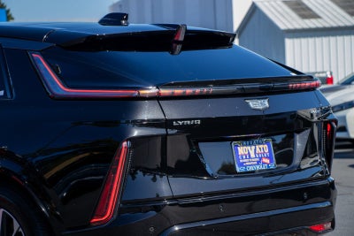 2024 Cadillac LYRIQ Sport 2