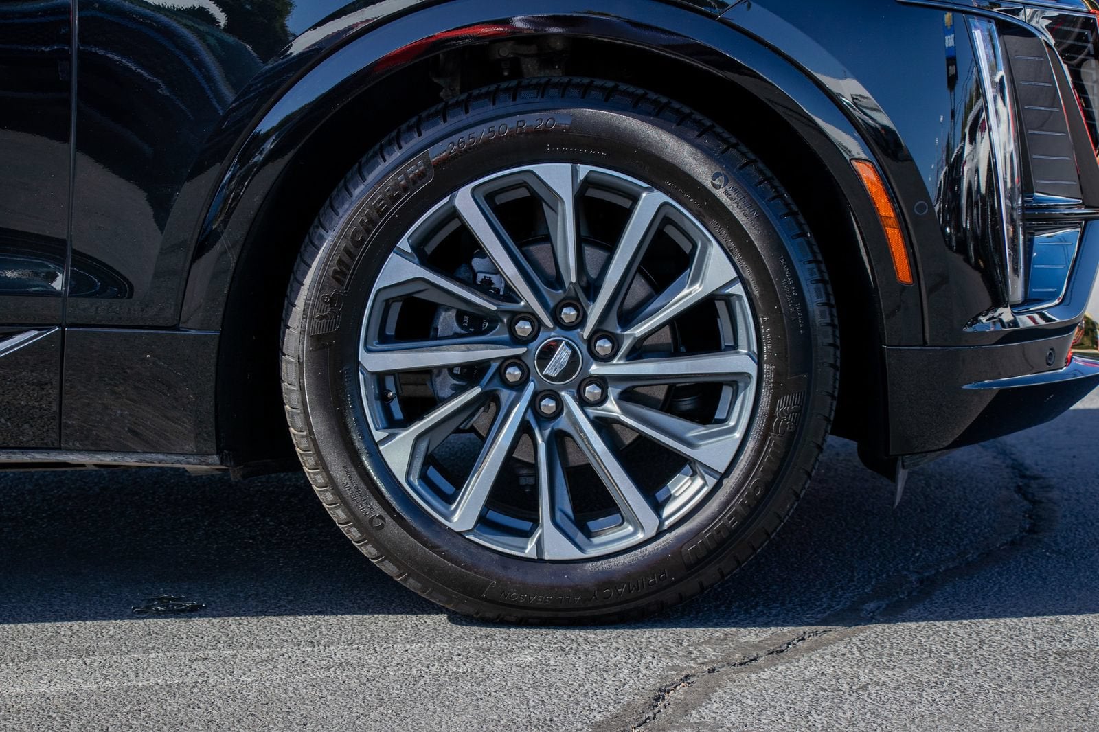 2024 Cadillac LYRIQ Sport 2