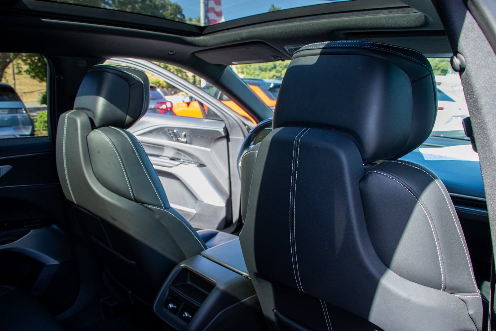 2024 Cadillac LYRIQ Sport 2