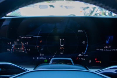 2024 Cadillac LYRIQ Sport 2