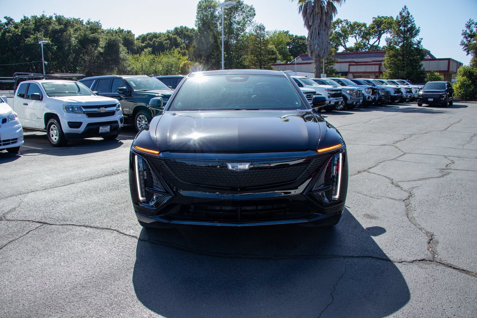2024 Cadillac LYRIQ Sport 2