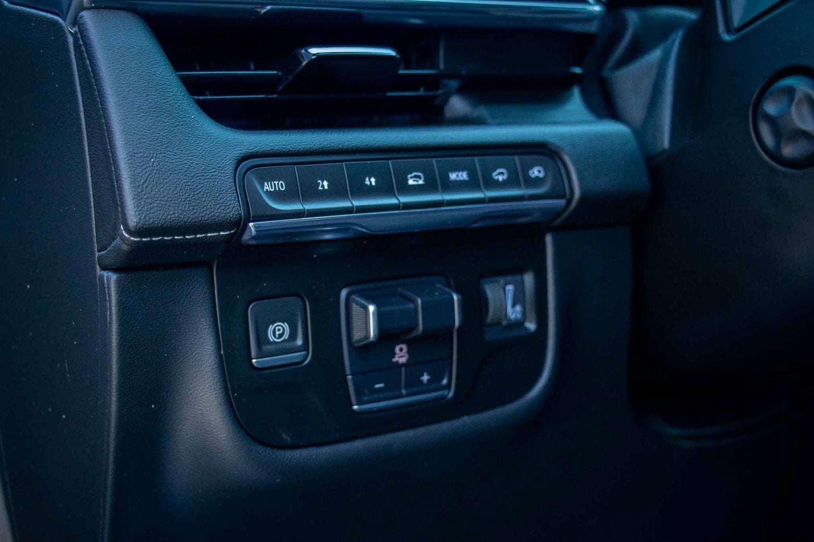 2023 Cadillac Escalade 4WD Sport