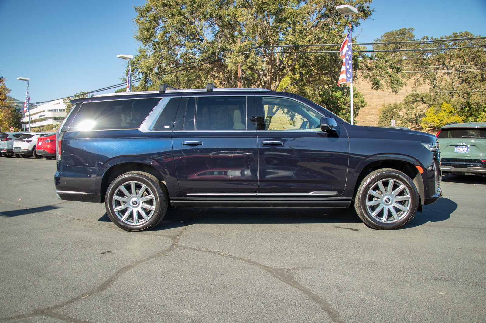 2023 Cadillac Escalade ESV 4WD Premium Luxury Platinum