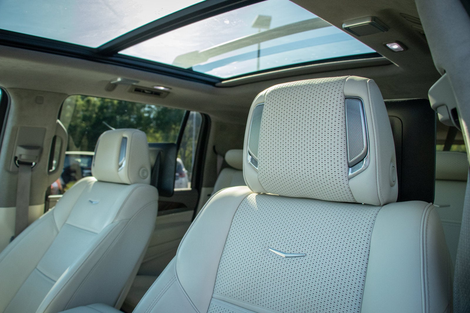 2023 Cadillac Escalade ESV 4WD Premium Luxury Platinum