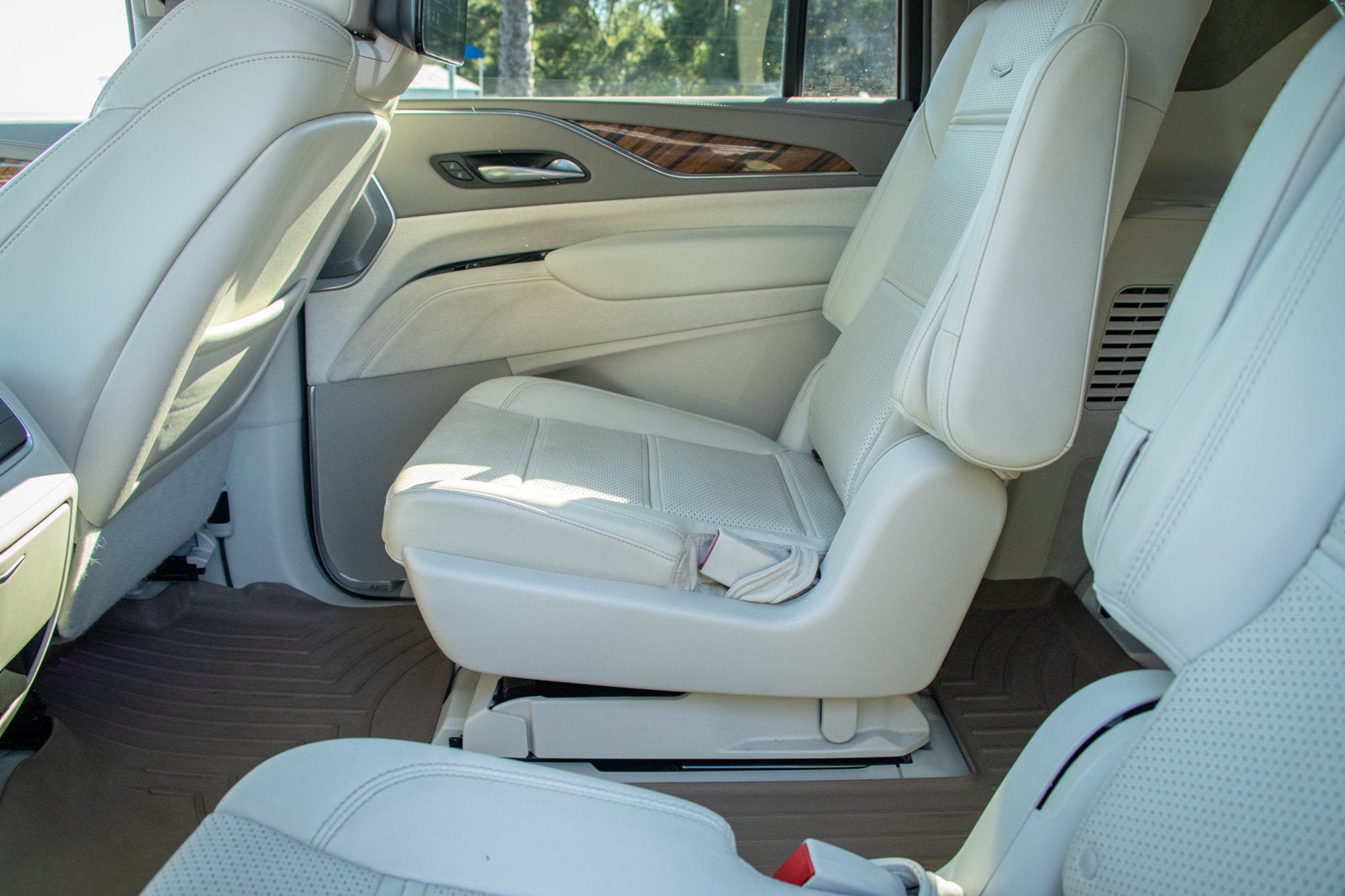 2023 Cadillac Escalade ESV 4WD Premium Luxury Platinum