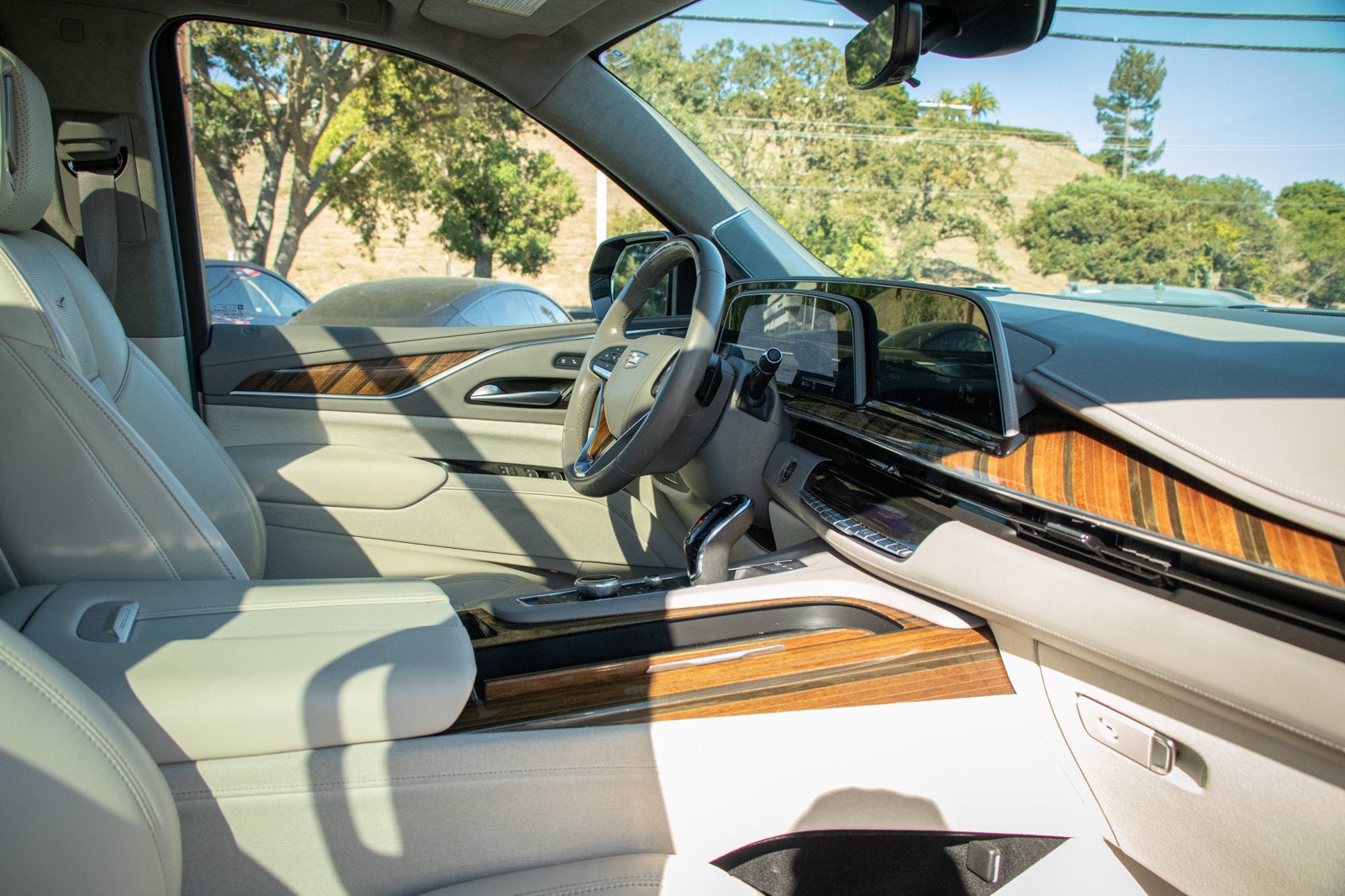 2023 Cadillac Escalade ESV 4WD Premium Luxury Platinum