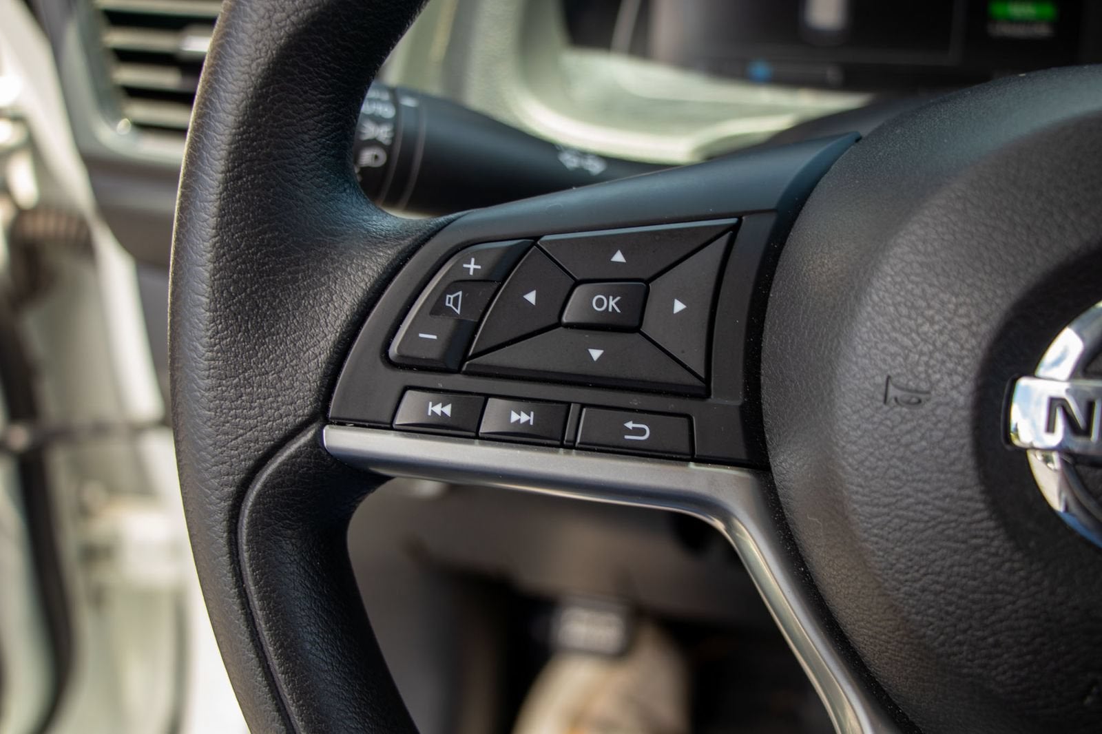 2020 Nissan LEAF S