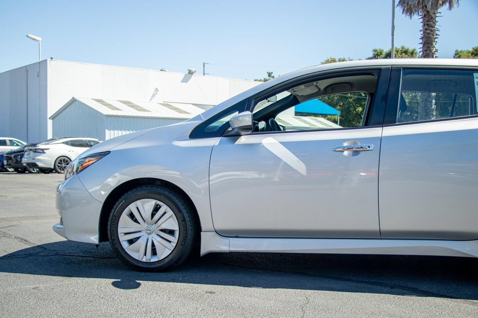 2022 Nissan LEAF S 40 kWh