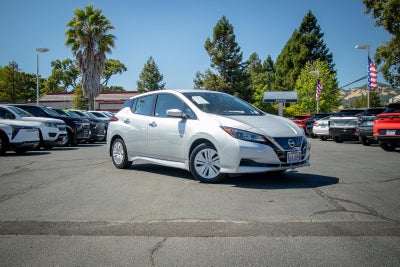 2022 Nissan LEAF S 40 kWh