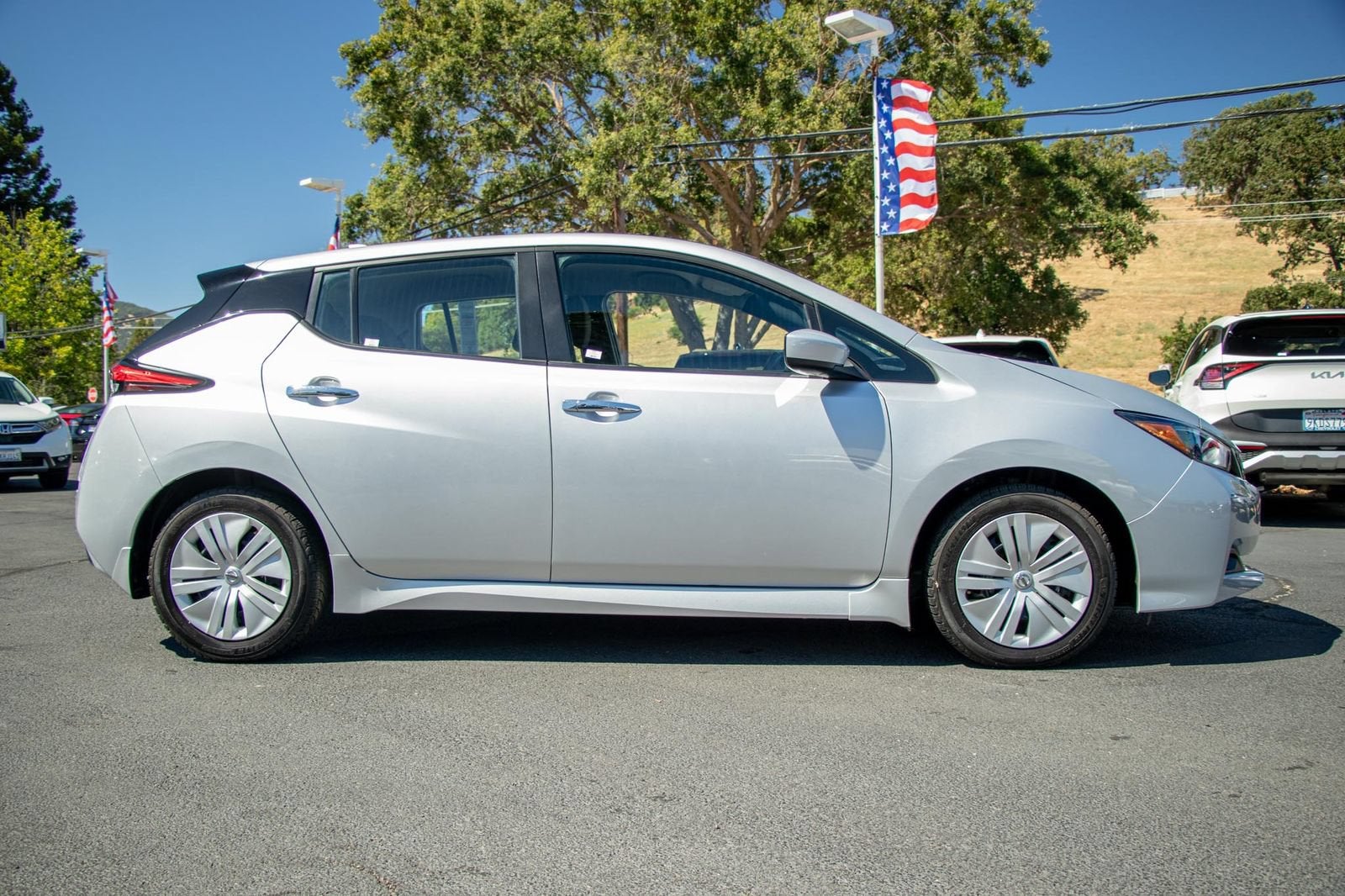 2022 Nissan LEAF S 40 kWh